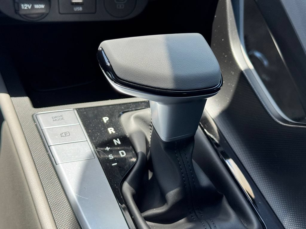 Certified 2026 Hyundai Elantra Sport FWD image 21