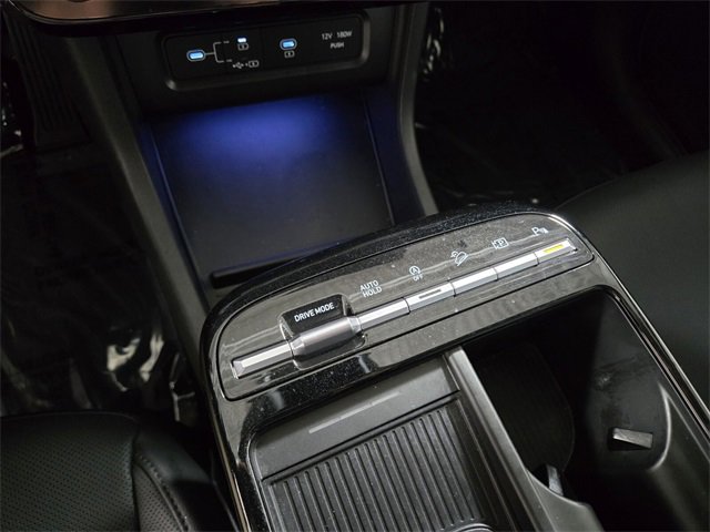 Used 2025 Hyundai Tucson Limited image 38