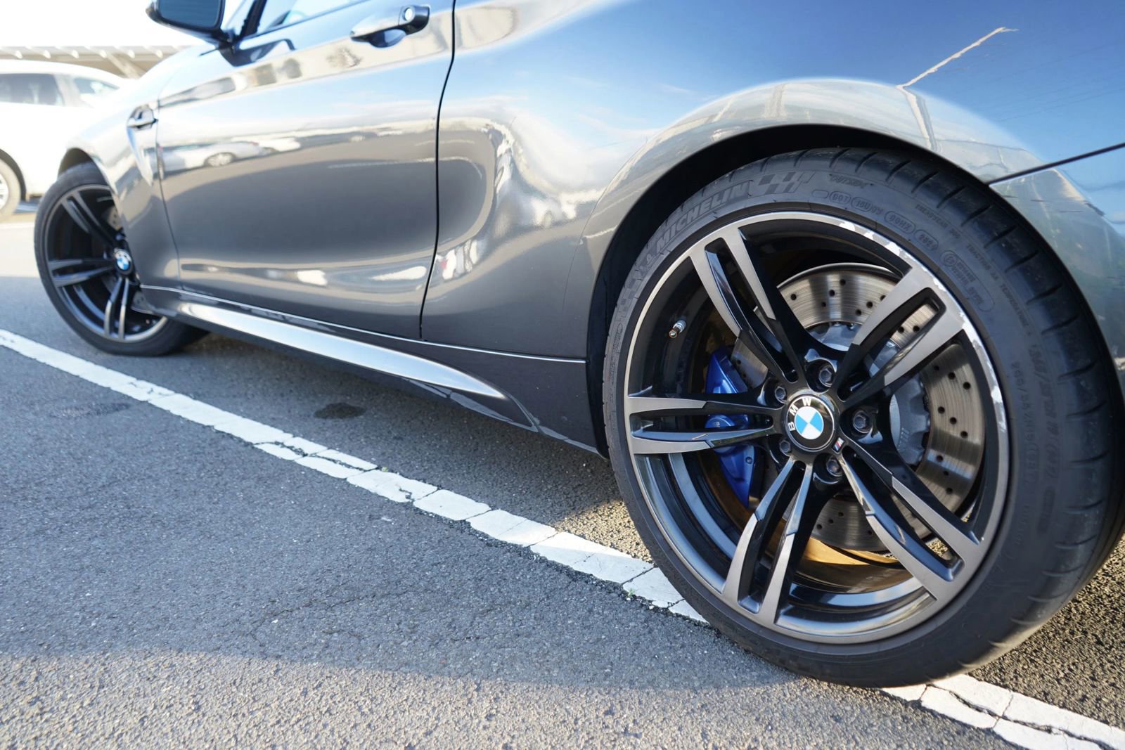 Used 2018 BMW M2 w/ Executive Package RWD image 6