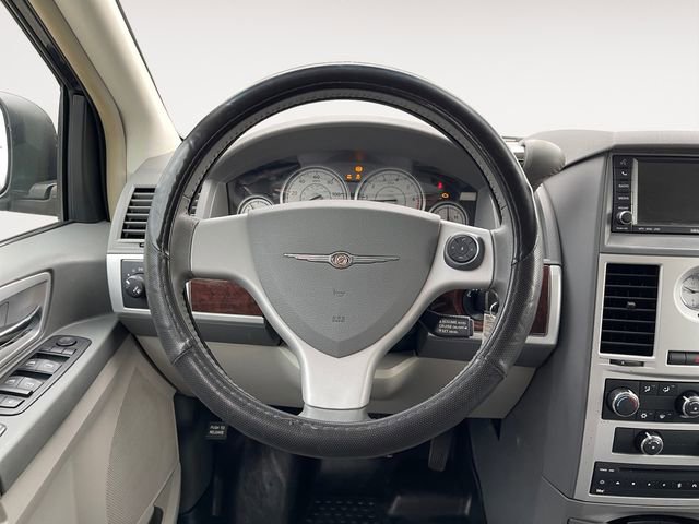 Used 2010 Chrysler Town & Country Touring w/ Entertainment Group #2 image 12