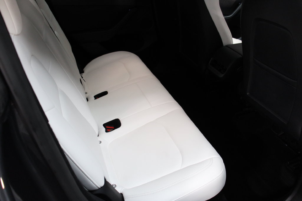 Used 2023 Tesla Model Y Long Range AWD/4WD image 24