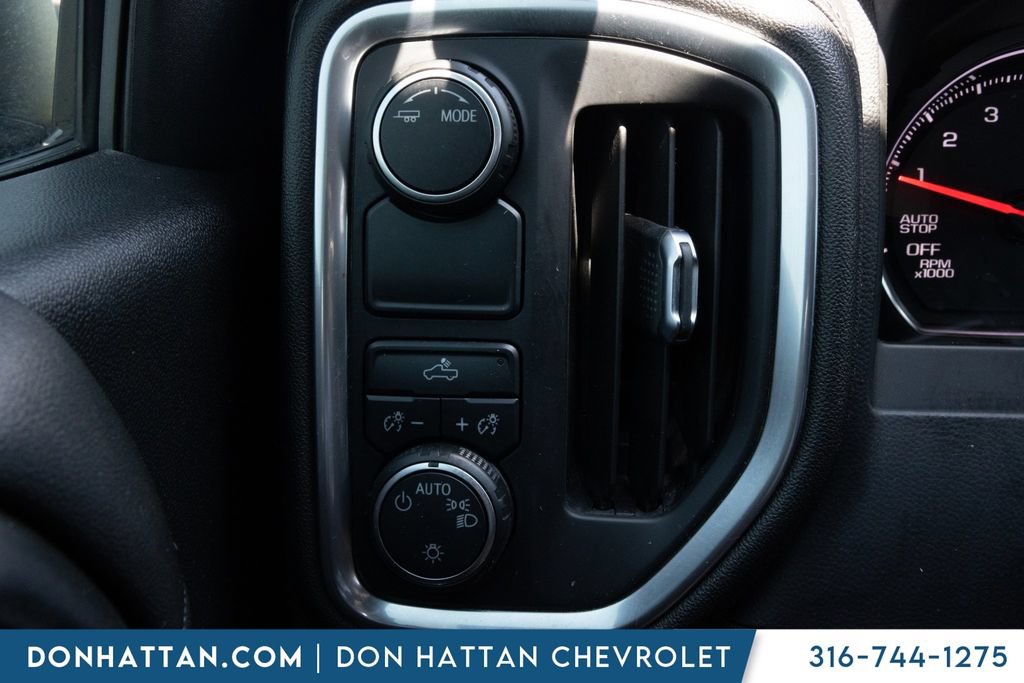 Used 2021 Chevrolet Silverado 1500 LT w/ Bed Protection Package RWD image 10