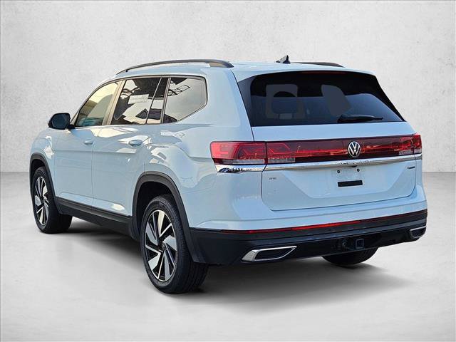 Used 2025 Volkswagen Atlas SE AWD/4WD image 8