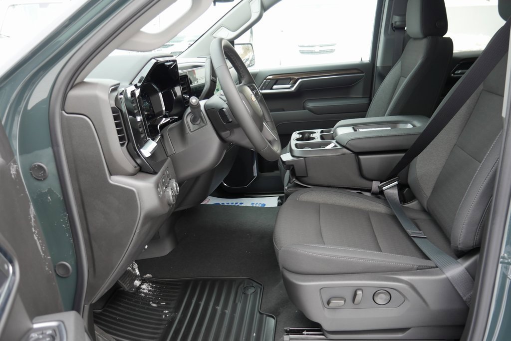New 2026 Chevrolet Silverado 1500 LT image 8