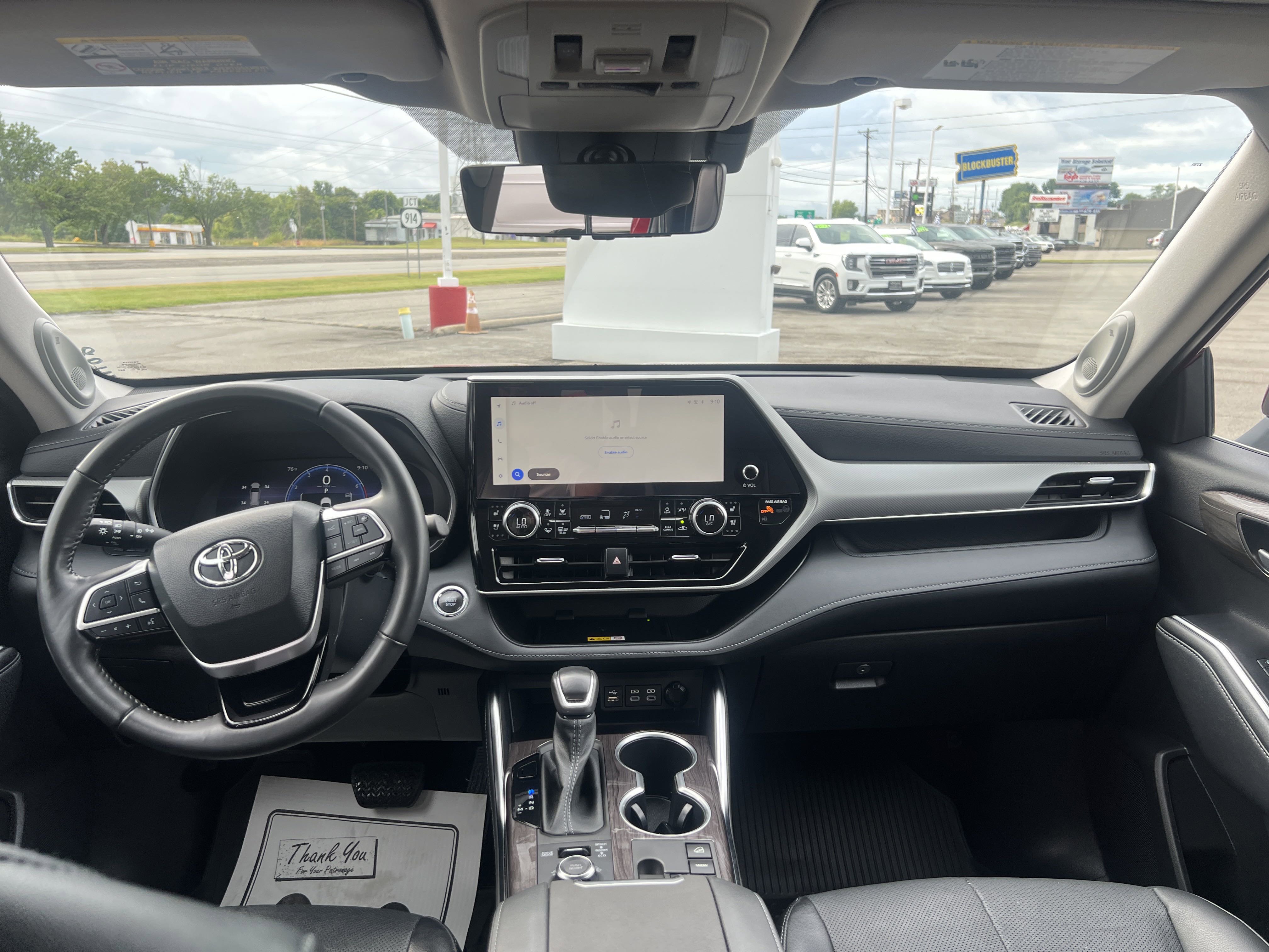 Used 2023 Toyota Highlander Platinum image 20