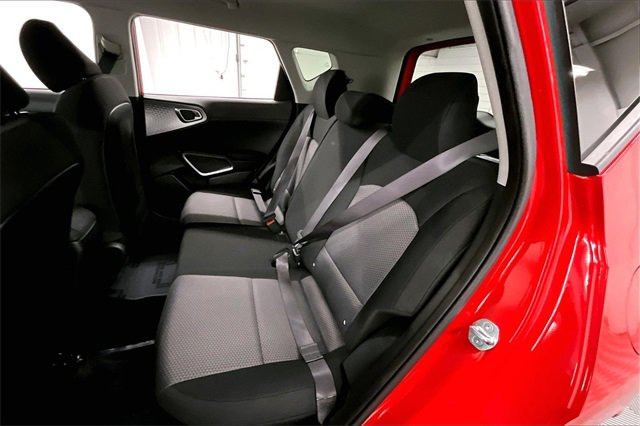 Used 2025 Kia Soul LX w/ LX Technology Package image 21
