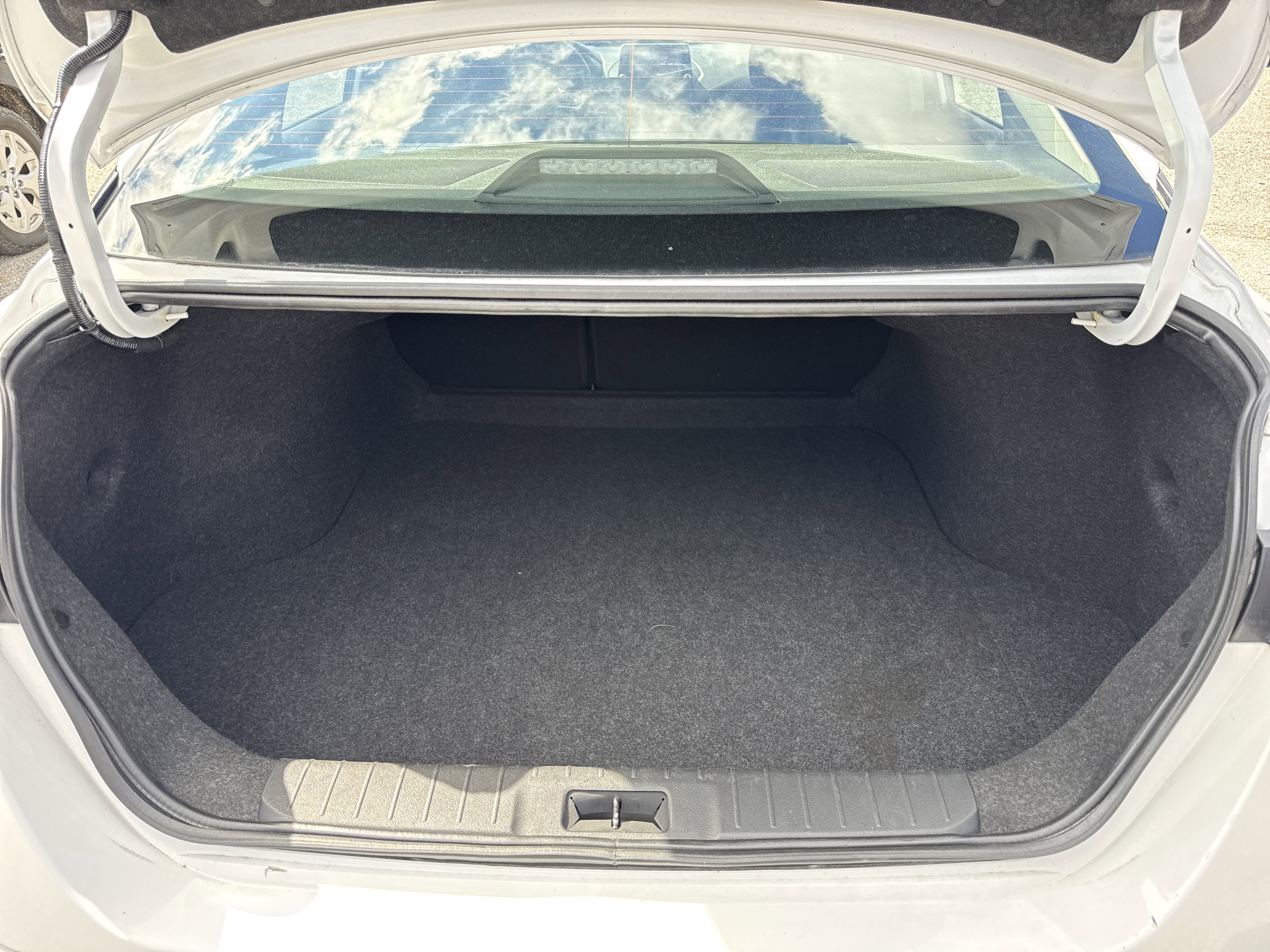Used 2023 Nissan Sentra SV FWD image 24