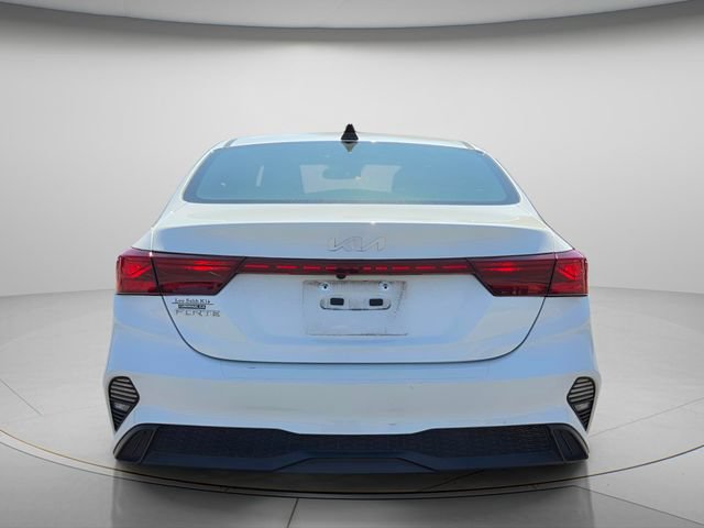 Used 2023 Kia Forte LXS w/ LXS Technology Package FWD image 5