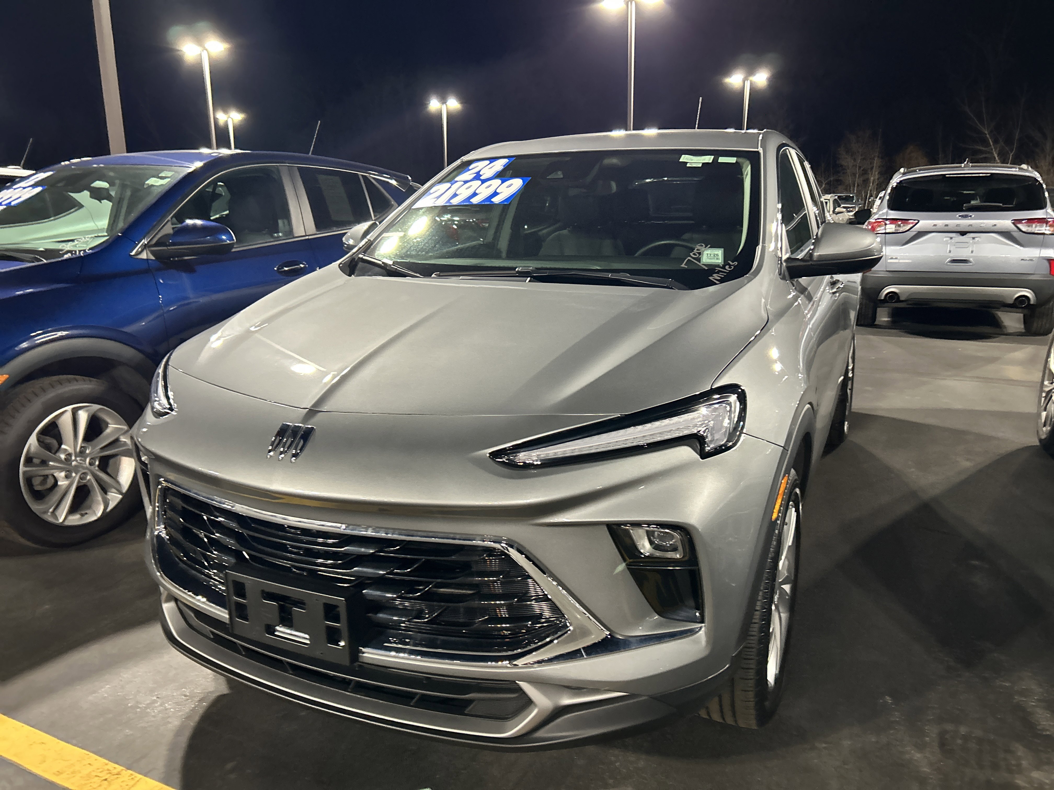 Used 2024 Buick Encore GX Preferred image 2