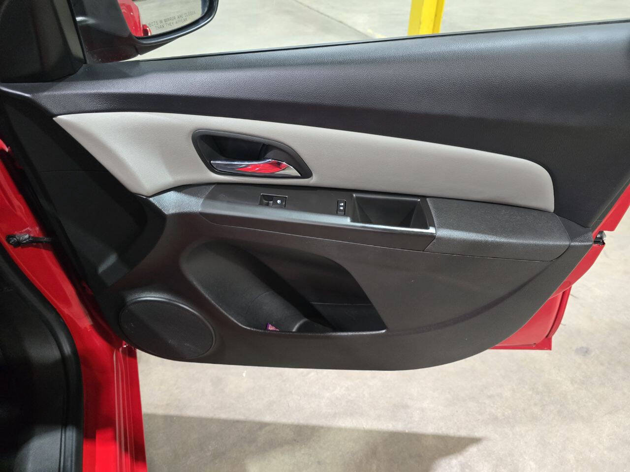 Used 2016 Chevrolet Cruze LS FWD image 35