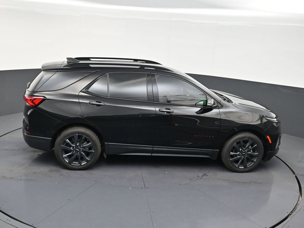 Used 2022 Chevrolet Equinox RS w/ RS Leather Package FWD image 18