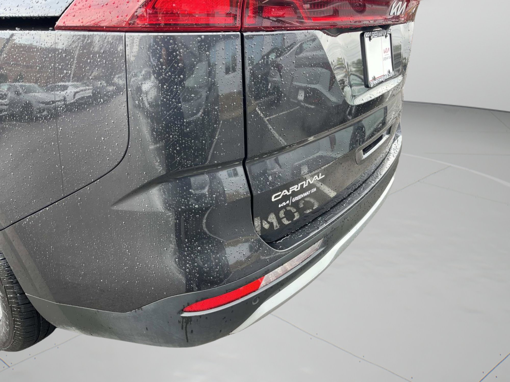 Certified 2024 Kia Carnival LX image 10