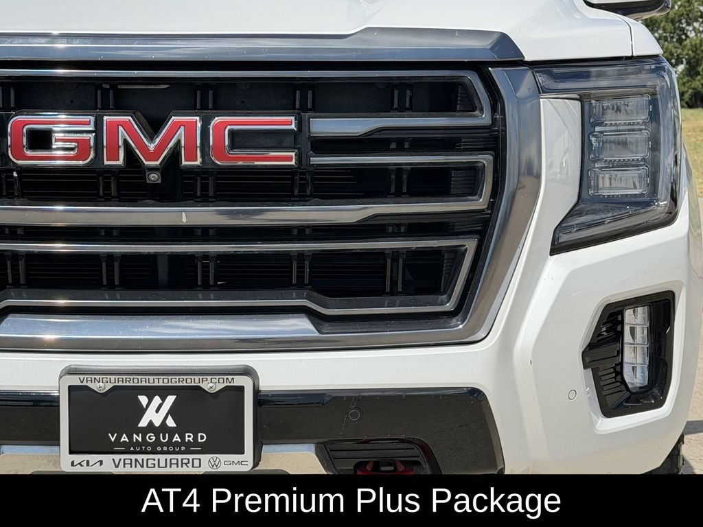 Used 2023 GMC Yukon AT4 w/ AT4 Premium Plus Package AWD/4WD image 4