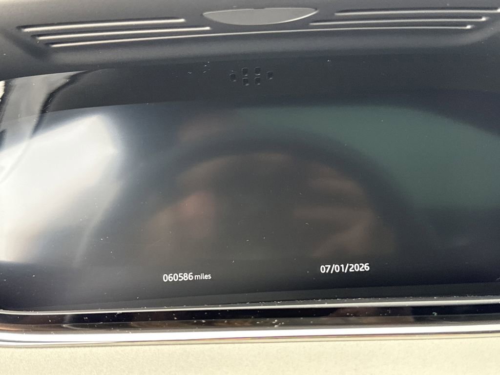 Used 2020 Land Rover Range Rover Evoque First Edition image 25