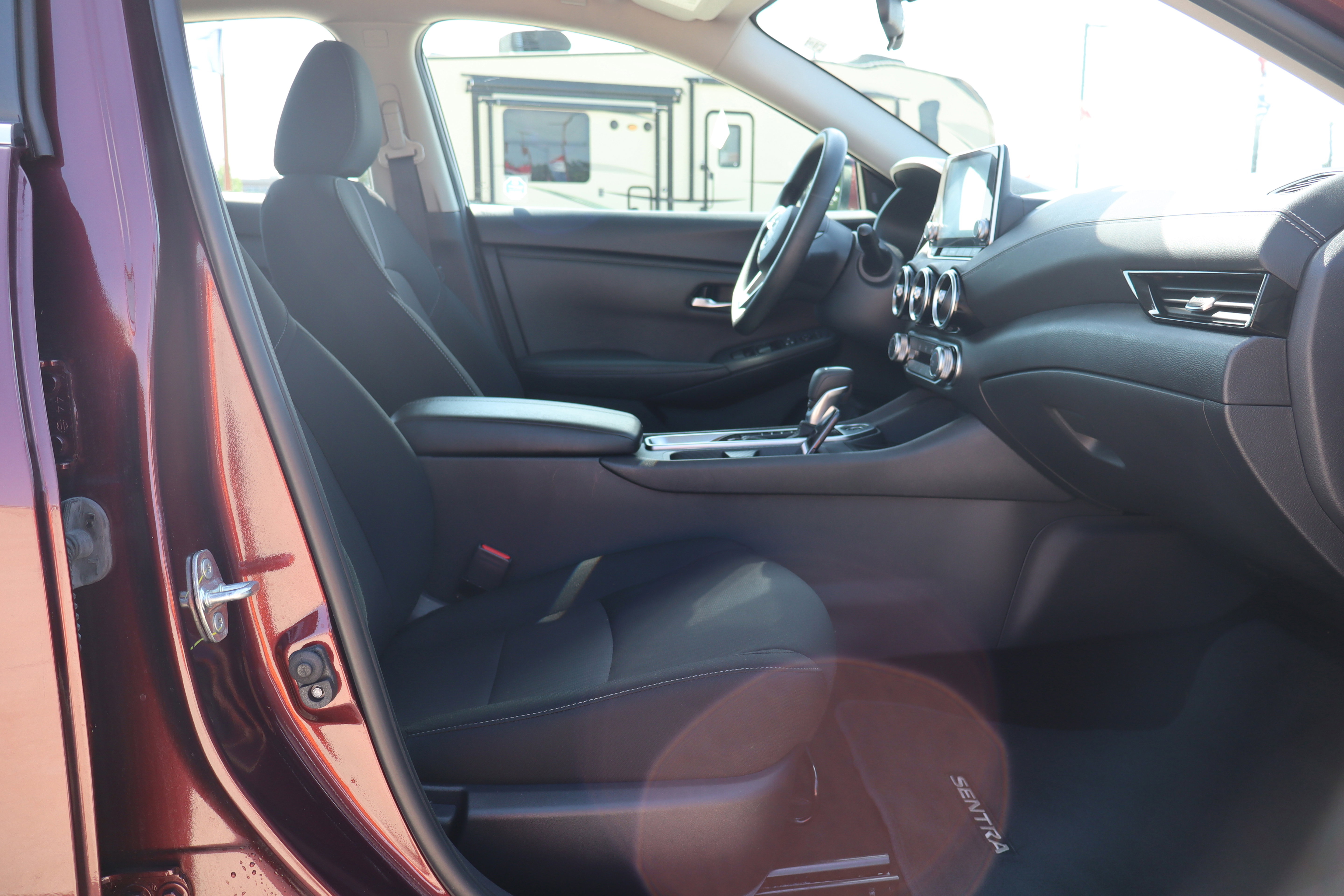 Used 2024 Nissan Sentra SV FWD image 12