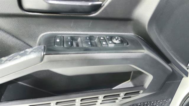 Used 2024 Toyota Tacoma SR RWD image 17
