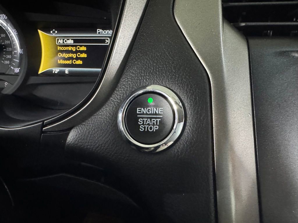 Used 2018 Ford Fusion SE w/ Fusion SE Technology Package FWD image 30