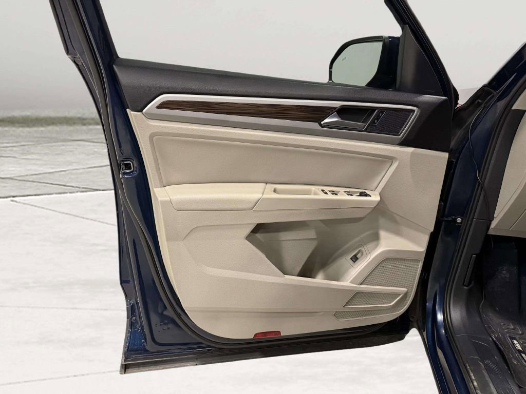 Used 2021 Volkswagen Atlas SE image 17