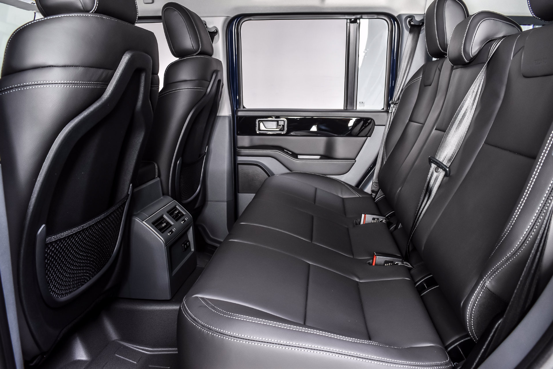 New 2026 INEOS Grenadier Station Wagon AWD/4WD image 16