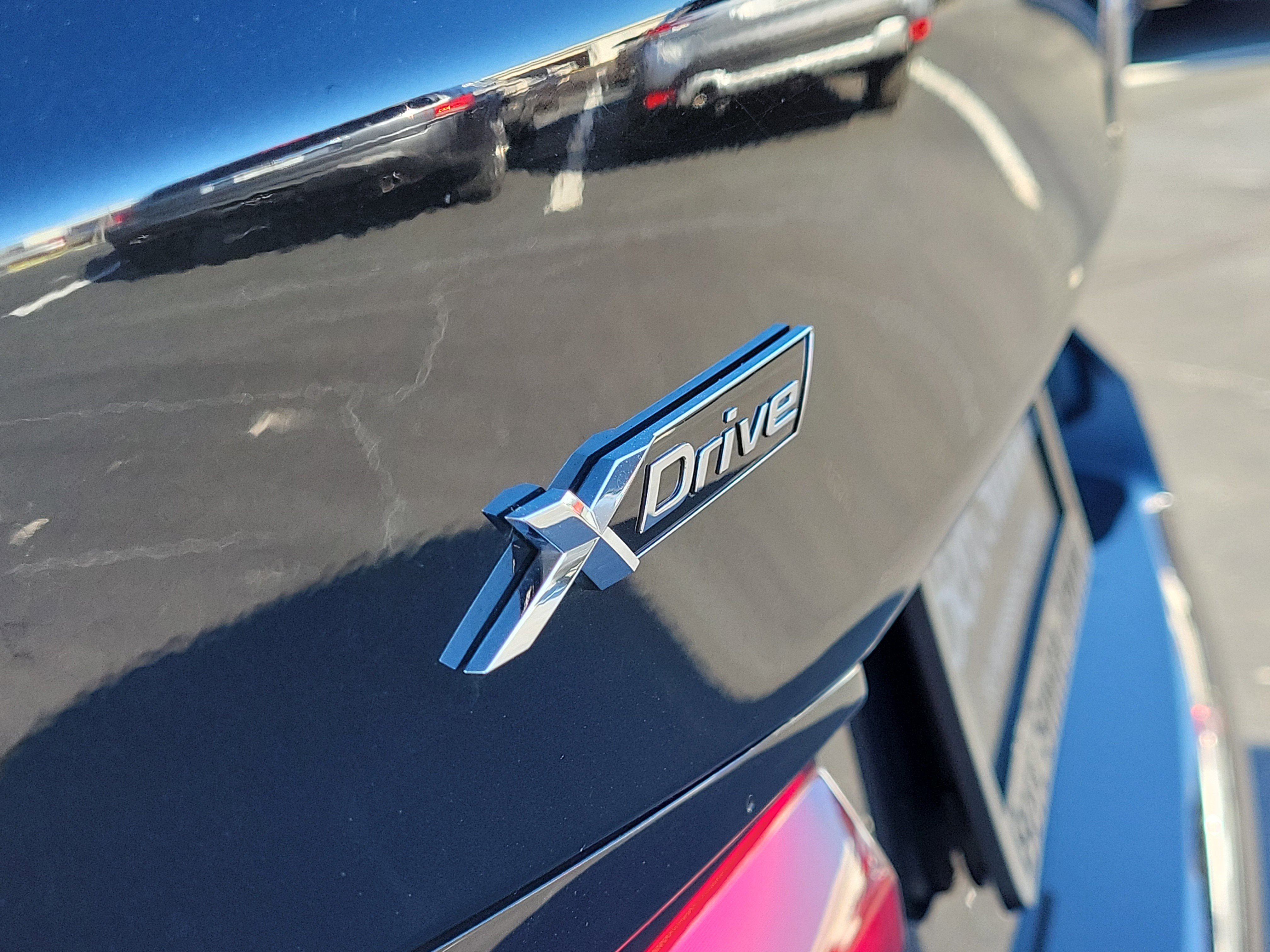 Used 2023 BMW 530i xDrive w/ M Sport Package image 5