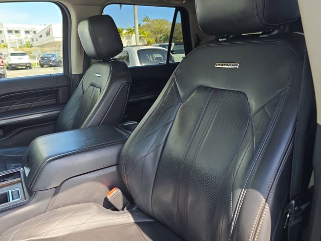 Used 2018 Ford Expedition Platinum image 19