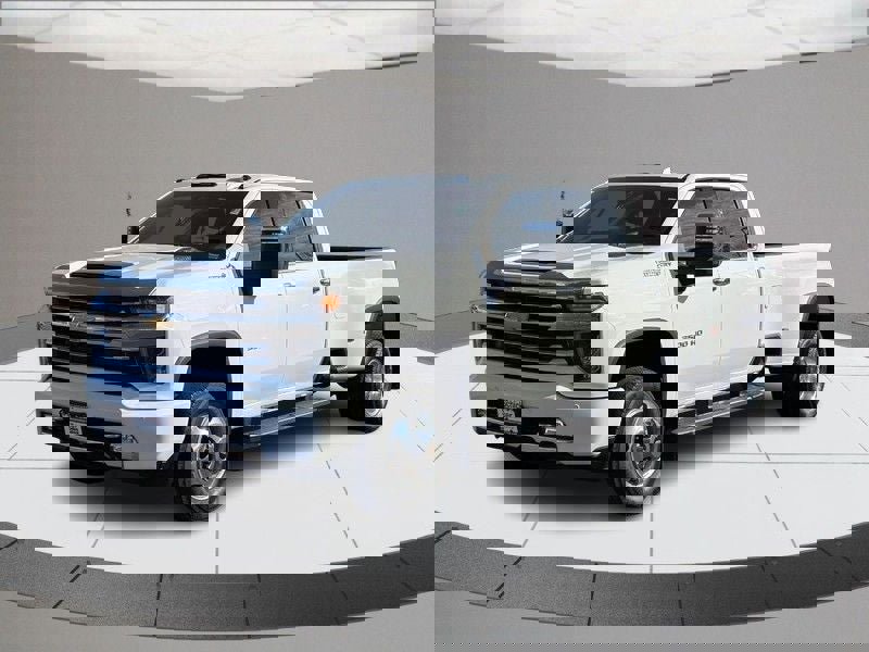 Used 2023 Chevrolet Silverado 3500 High Country image 8