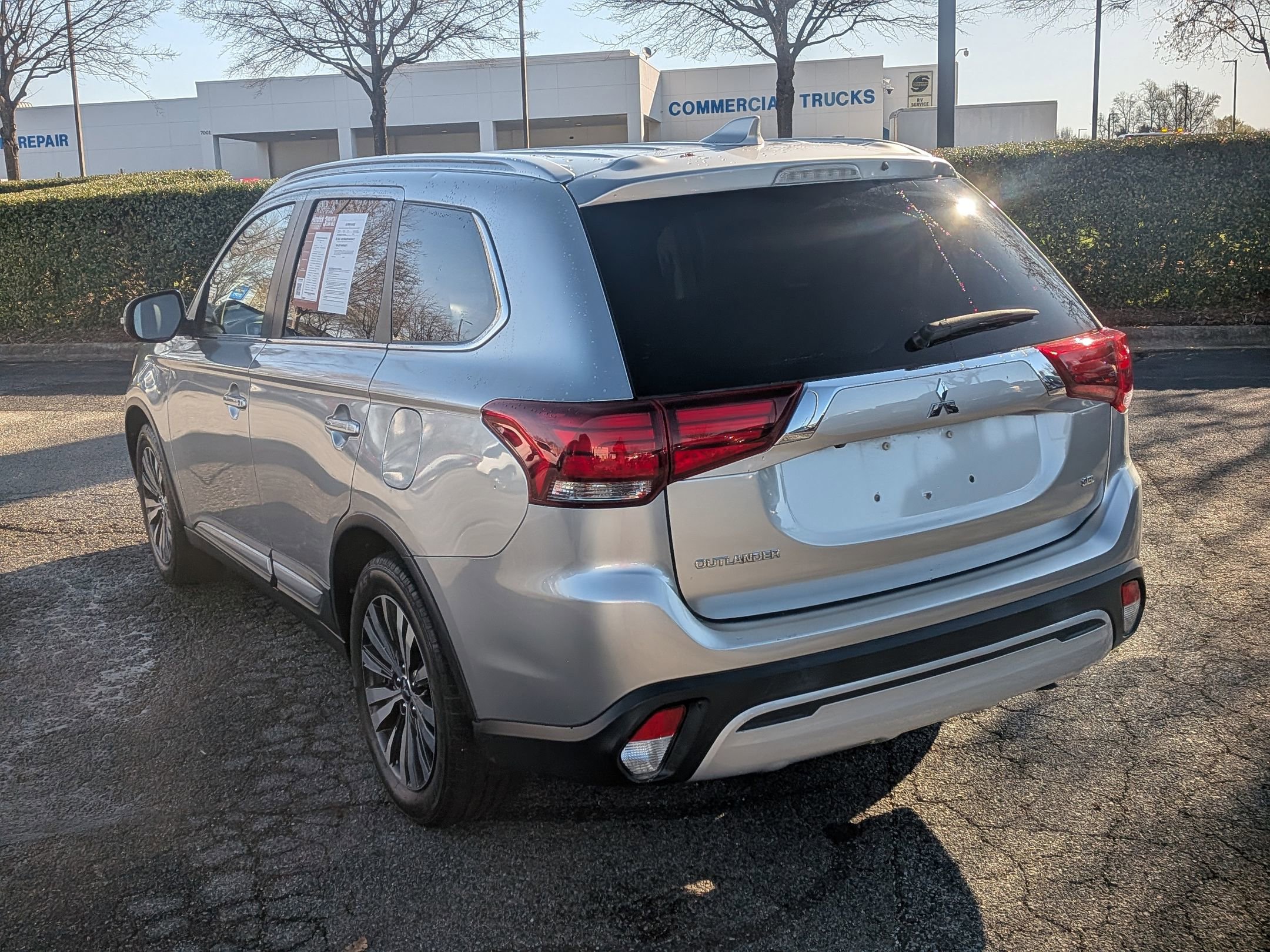 Used 2020 Mitsubishi Outlander SEL image 7