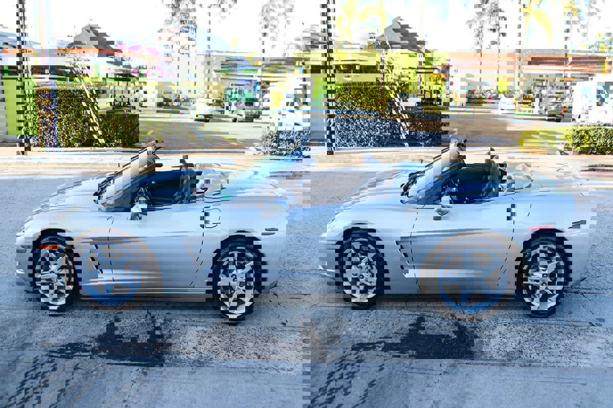 Used 2007 Chevrolet Corvette Convertible image 2