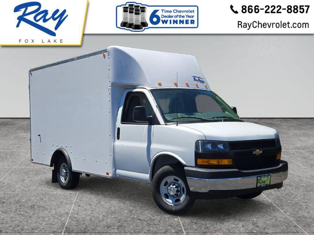 New 2026 Chevrolet Express 3500 w/ Power Convenience Package RWD video 1