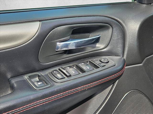 Used 2020 Dodge Grand Caravan GT FWD image 11