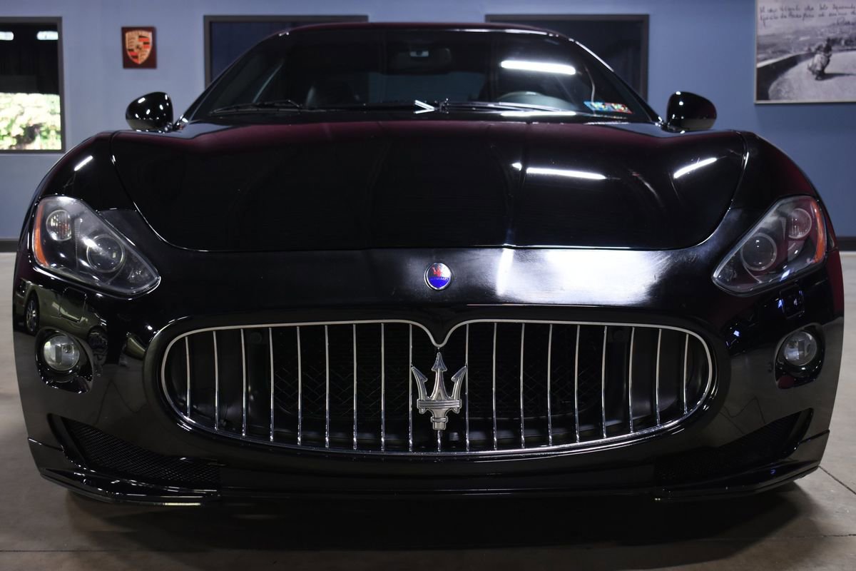 Used 2012 Maserati GranTurismo S image 5