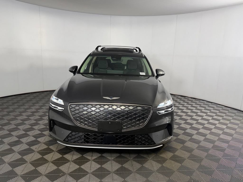 Used 2025 Genesis Electrified GV70 AWD/4WD image 11
