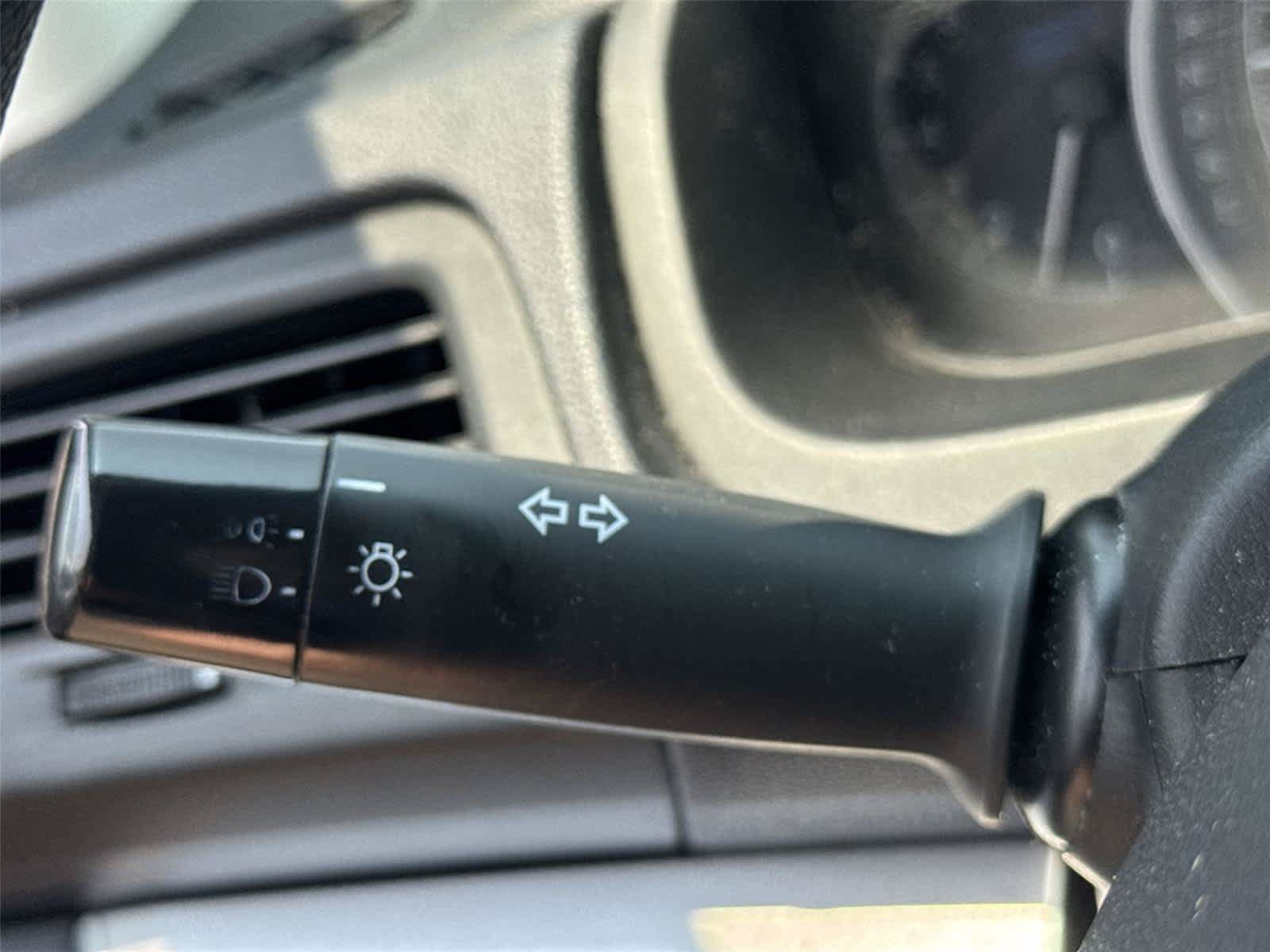 Used 2015 Honda CR-V LX image 21