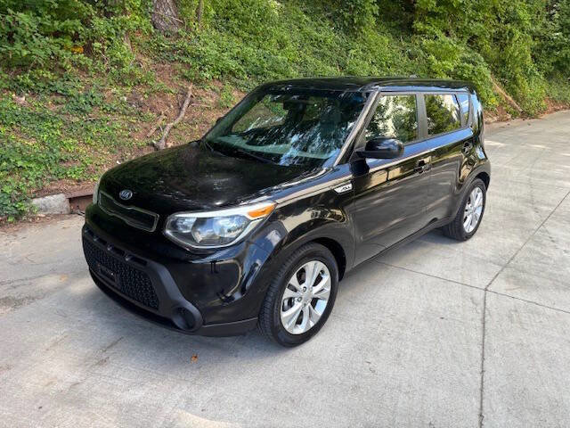 Used 2015 Kia Soul + FWD image 2