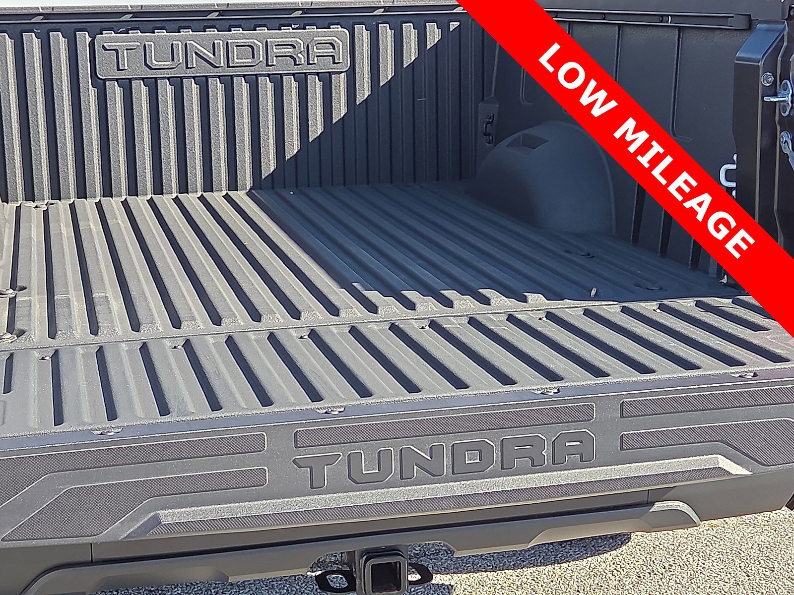Used 2025 Toyota Tundra SR image 9