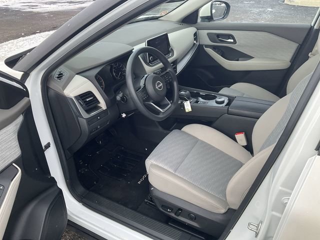 Used 2023 Nissan Rogue SV image 9