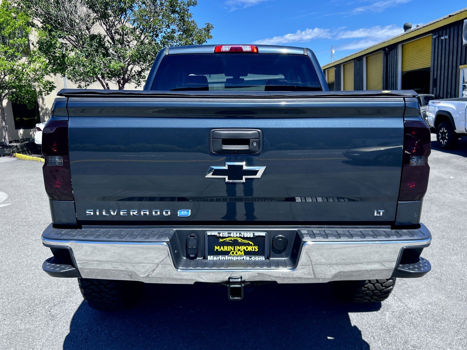 Used 2018 Chevrolet Silverado 1500 LT w/ LT Eassist Package image 7