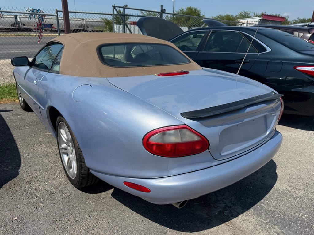 Used 2000 Jaguar XK8 Convertible RWD image 17