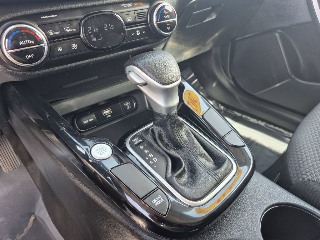 Certified 2023 Kia Soul S FWD image 11