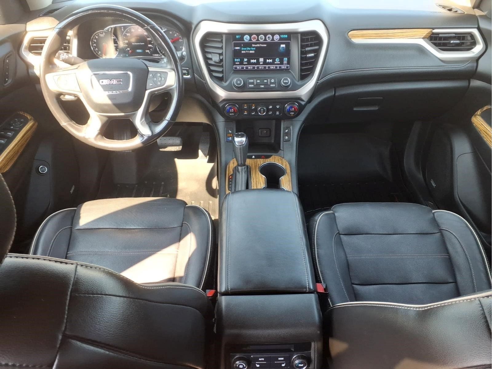Used 2019 GMC Acadia Denali w/ Technology Package FWD image 7