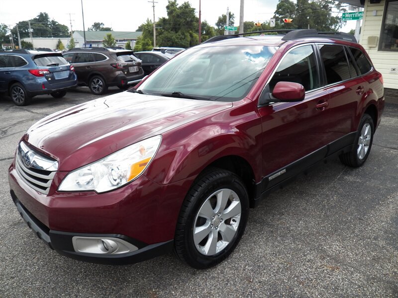 Used 2012 Subaru Outback 2.5i Premium AWD/4WD image 2