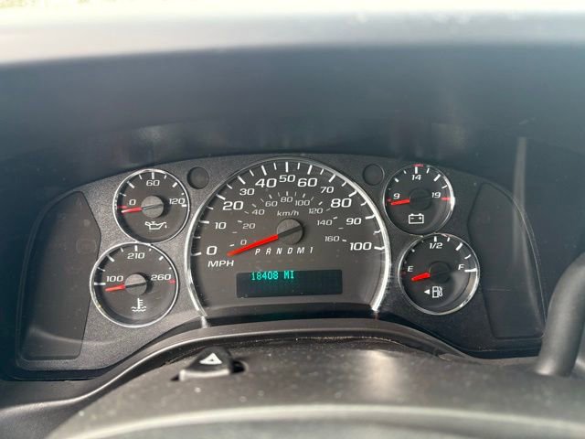 Used 2024 GMC Savana 2500 w/ Driver Convenience Package image 36