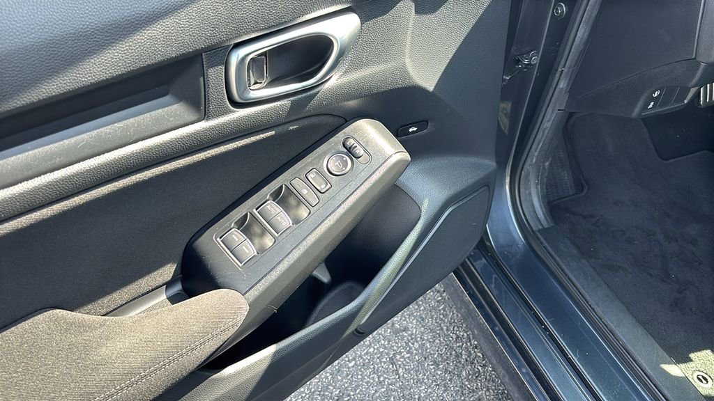 Used 2024 Honda Civic Sport image 14