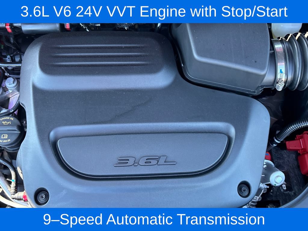 New 2027 Chrysler Pacifica Select FWD image 4