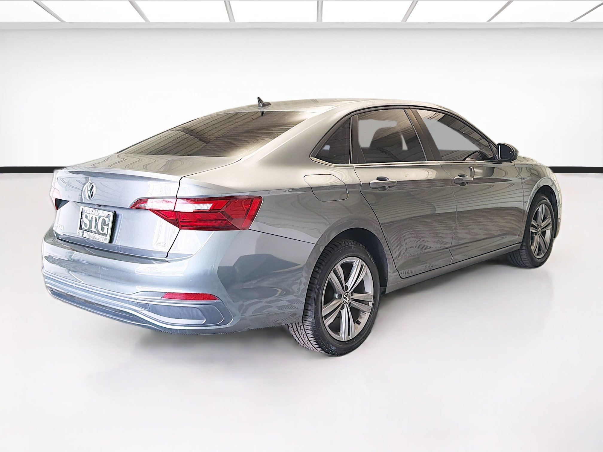 Used 2022 Volkswagen Jetta SE FWD image 4