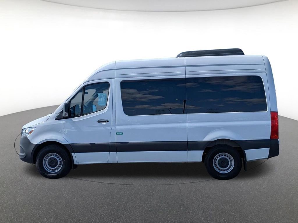 Used 2024 Mercedes-Benz Sprinter 2500 image 8