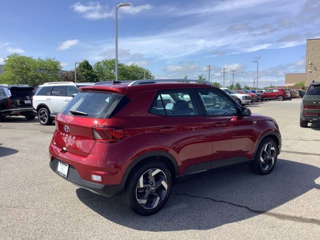 Certified 2026 Hyundai Venue SEL FWD image 6