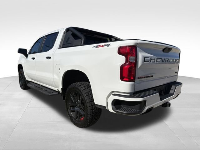 Used 2021 Chevrolet Silverado 1500 RST w/ Redline Edition AWD/4WD image 2