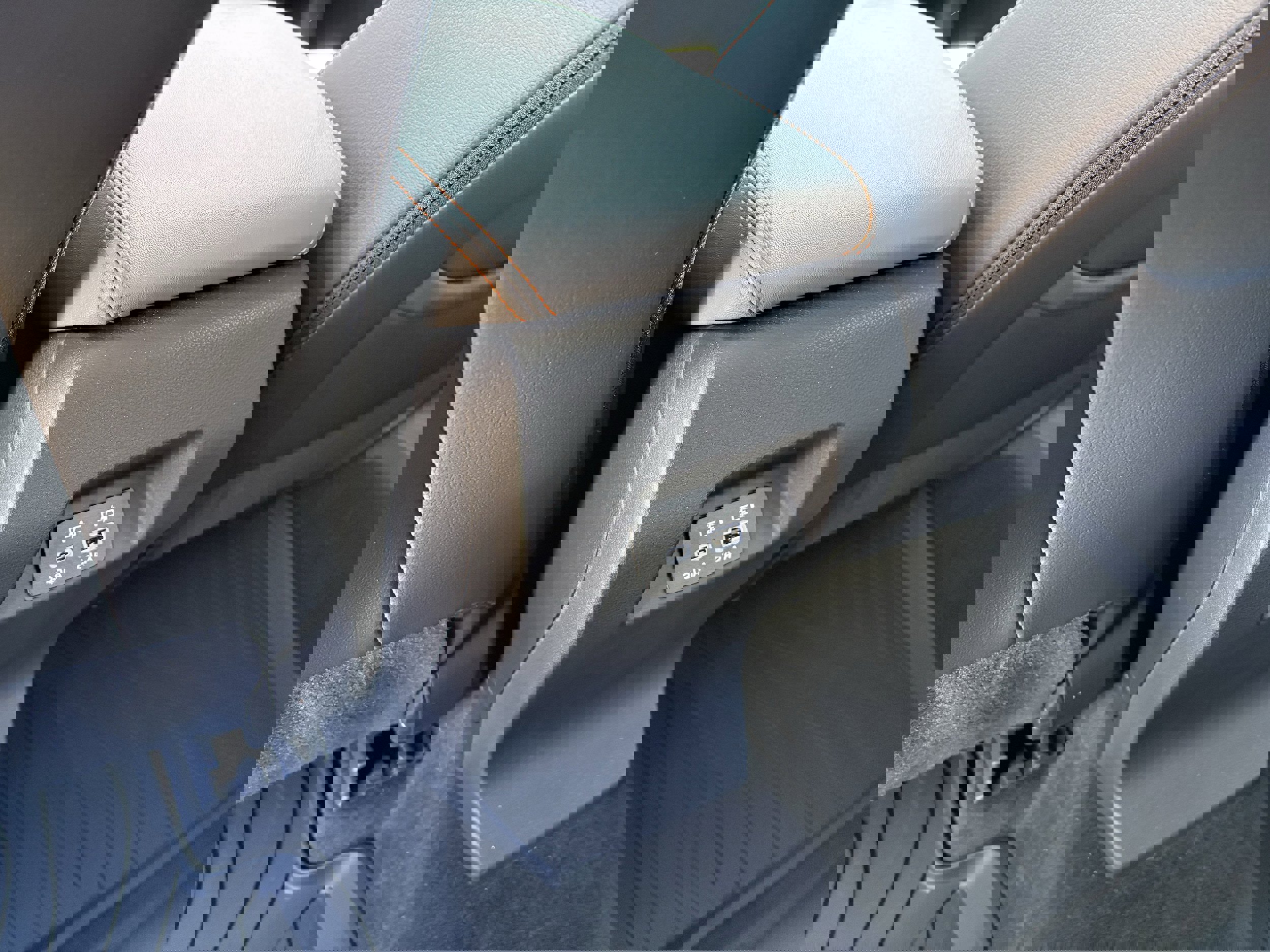 Certified 2025 Subaru Crosstrek 2.5i Limited w/ Popular Package #3A AWD/4WD image 31