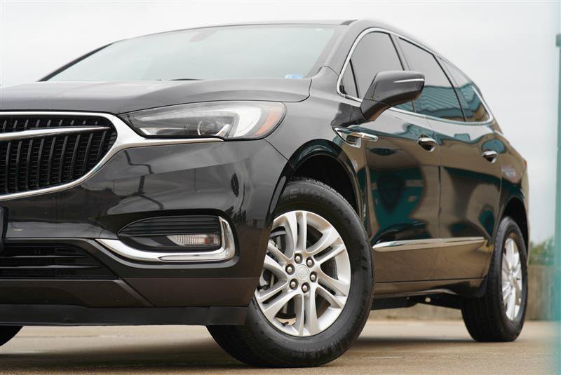 Used 2020 Buick Enclave Essence FWD image 11